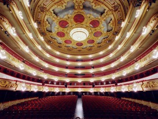 Симфонический оркестр Самарской филармонии  дал концерт в лучшем театре Испании!