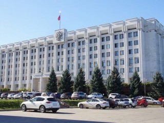 Правительство Самарской области поздравило коллектив и директора Самарской филармонии с юбилеем