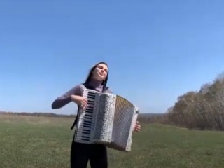 В. Новиков. «Ехал я из Берлина»