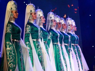 Грация и благородство  ансамбля танца «Эльбрус»