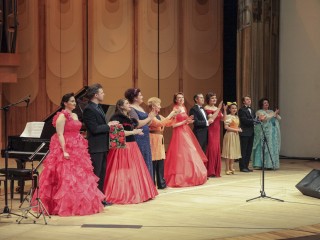 «Ваш любимый романс»