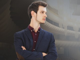 Художественный руководитель и дирижер Московского государственного академического камерного хора Тимофей Гольберг приглашает!