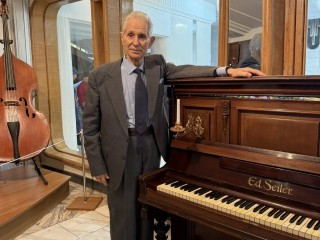 В феврале 2026 года Геннадий Иванович Калга подарил Самарской филармонии пианино Ed.Seiler 