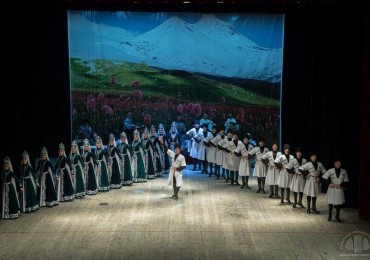 Государственный ансамбль танца «Эльбрус» (Карачаево-Черкесия) 