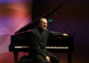 Даниил Крамер