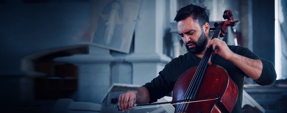 Вадим Репин (скрипка), Севак Аванесян (виолончель; Армения-Бельгия). Дирижёр - Денис Власенко