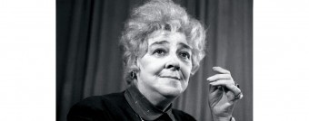 Спектакль "Раневская: Сквозь смех и слезы"